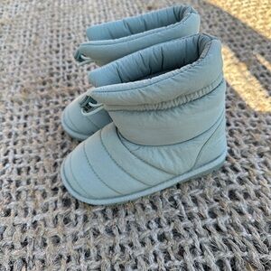 Zara Kids Light Green Spring Boots